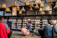 Bekijk details van Feestelijke opening vernieuwde Bibliotheek Muntweg
